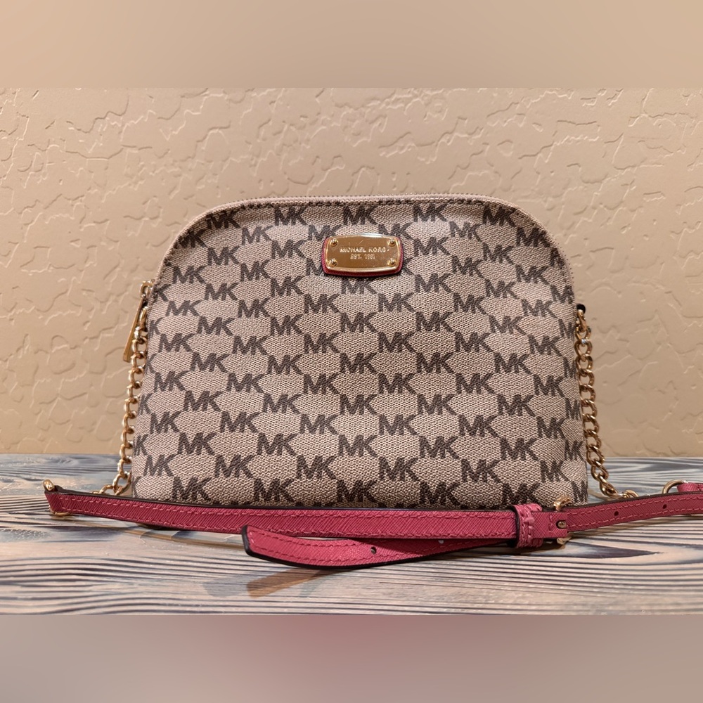 Michael Kors Jet Set Medium Crossbody